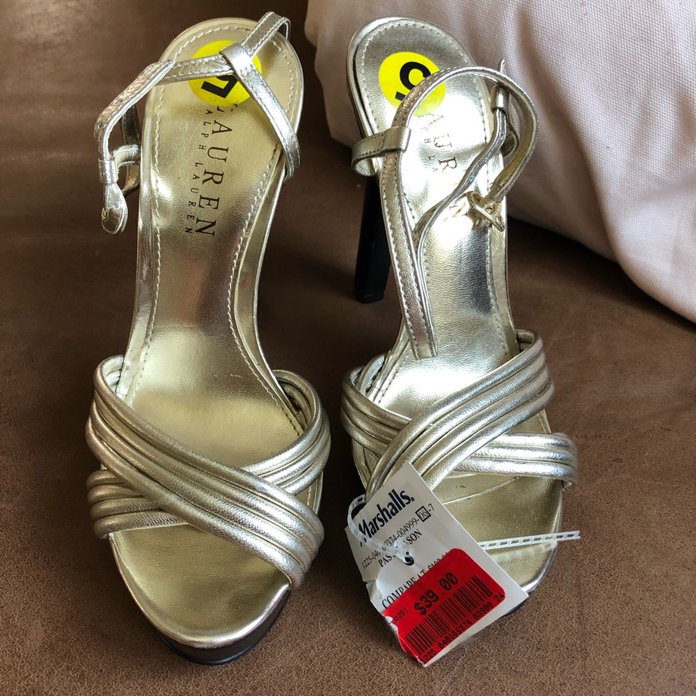 LAUREN BY RALPH LAUREN Gold Heels Sz5